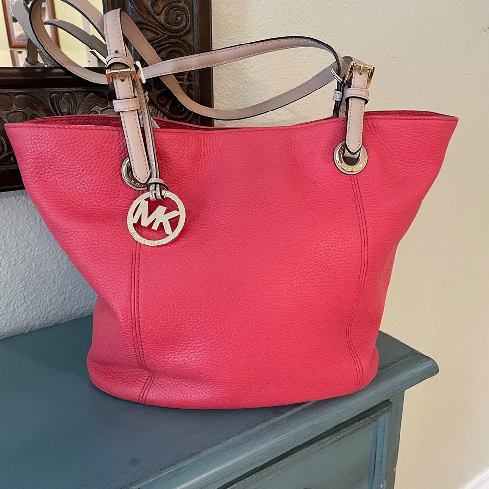 Michael Kors Coral Handbag